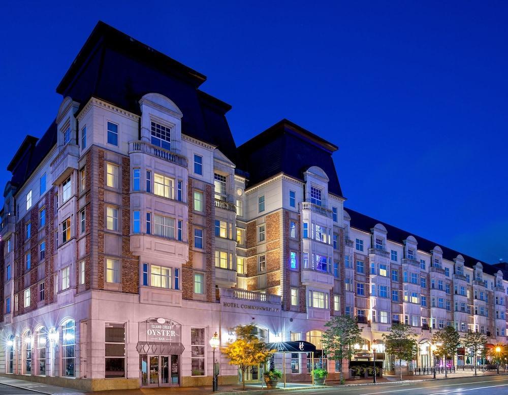 Hotel Commonwealth Boston Extérieur photo The Village at Lake Park
