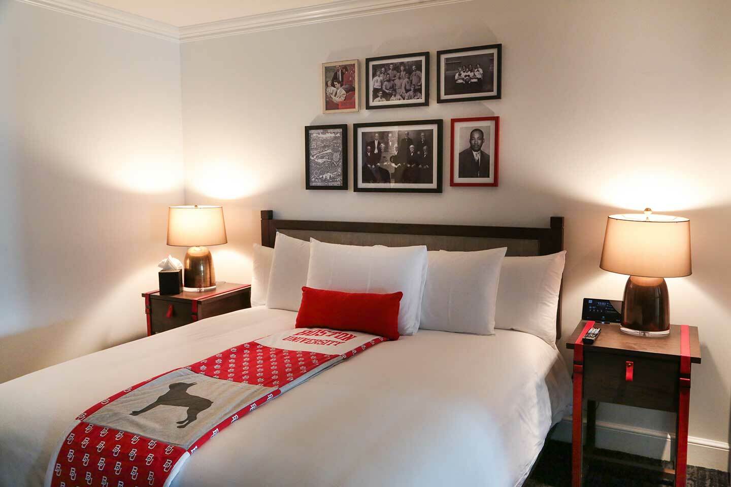 Hotel Commonwealth Boston Extérieur photo A room at the Hotel Vermont