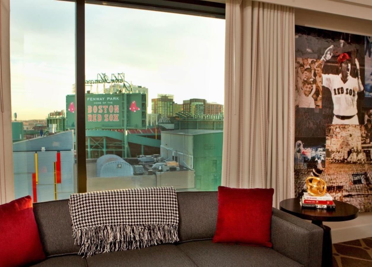 Hotel Commonwealth Boston Extérieur photo A view of Fenway Park from a room at the Hotel Commonwealth
